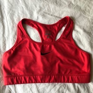 Sports bra